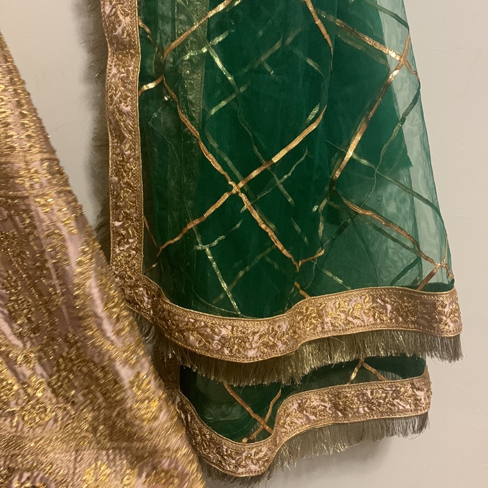 Mauve And Gold Mehndi Lehnga Dress View 6